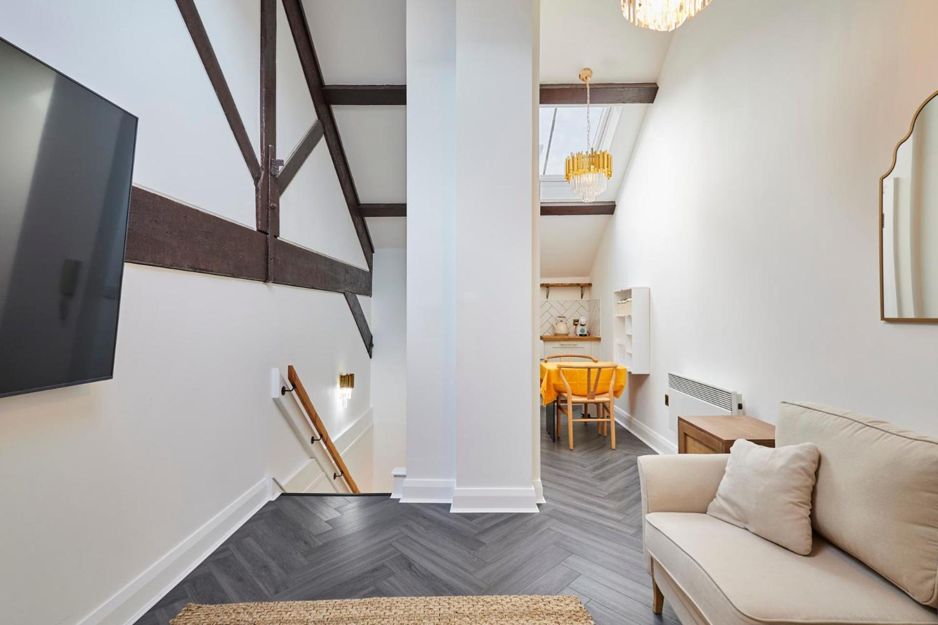 Host & Stay - Queen Square Hideaway Liverpool Exteriör bild